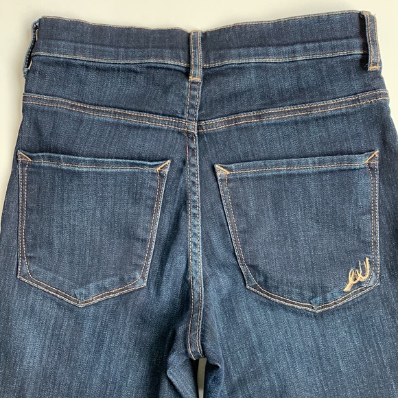 HOST PICK! 🎉EXPRESS Culotte Denim Jeans Hi-Rise Size 00 - Picture 9 of 10